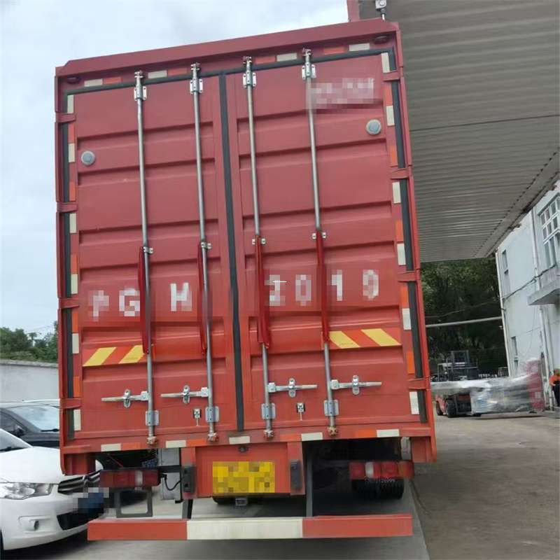 西和县洛浦县进仓物流：专线直达的多元货运探索